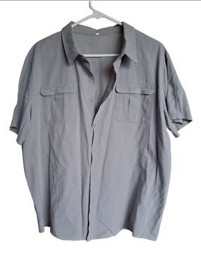 Men's Casual Short-Sleeve Utility Button-Up Shirt in Light Gray - Size XL